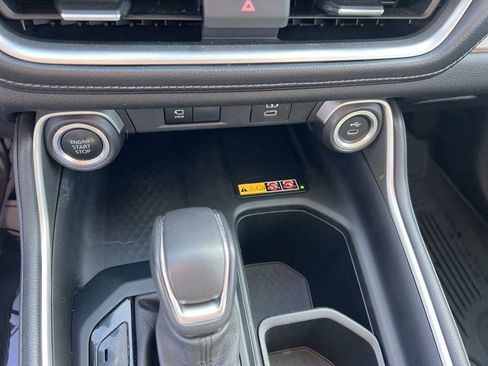 Used 2024 Toyota Grand Highlander Limited image 34