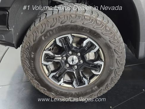 Used 2024 Chevrolet Silverado 1500 ZR2 w/ Technology Package AWD/4WD image 12