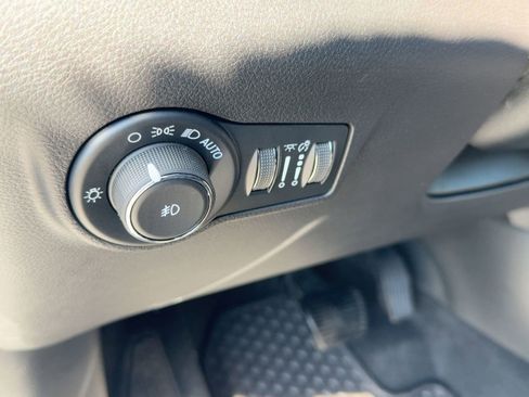 New 2026 Jeep Compass Trailhawk image 18