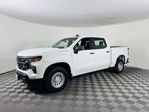 Used 2024 Chevrolet Silverado 1500 W/T w/ Trailering Package RWD image 4