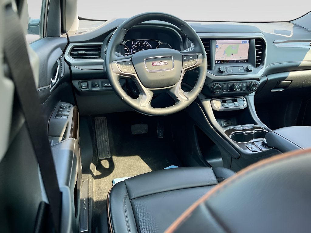 Used 2023 GMC Acadia AT4 w/ Technology Package AWD/4WD image 24