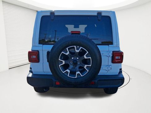 Used 2024 Jeep Wrangler Sahara w/ Technology Group image 7