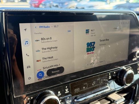 Used 2023 Toyota Highlander Platinum image 25