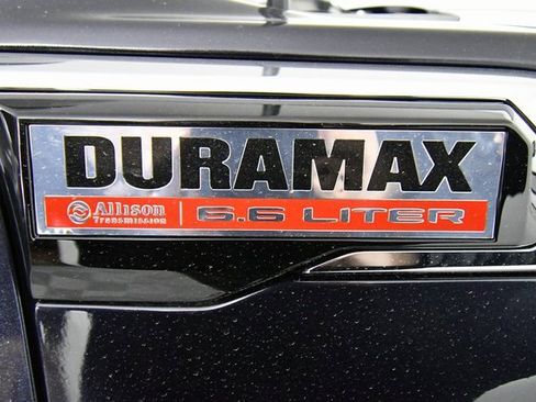 Used 2024 GMC Sierra 2500 Denali w/ Denali Reserve Package image 18