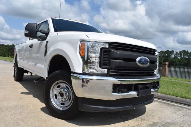 Used 2018 Ford F250 XL w/ Power Equipment Group AWD/4WD image 1