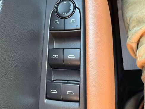 Used 2025 GMC Canyon AT4 w/ Nightfall Edition AWD/4WD image 23