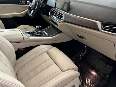Used 2019 BMW X5 xDrive40i w/ M Sport Package AWD/4WD image 30