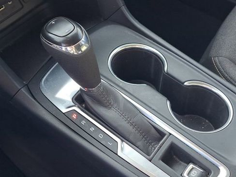 Used 2021 Chevrolet Equinox LT image 15