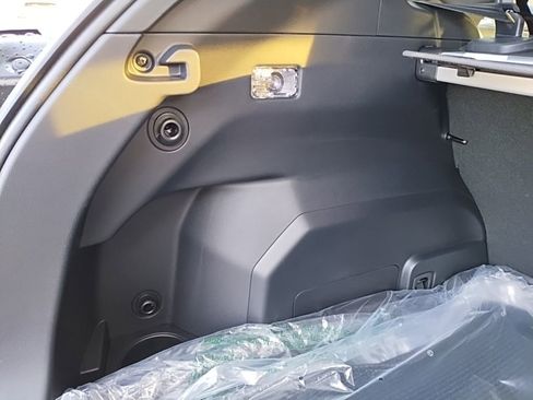 New 2026 Subaru Crosstrek 2.5i Sport w/ Crosstrek Mirror Package image 47