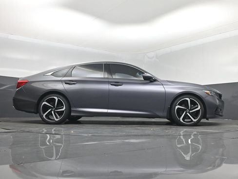 Used 2020 Honda Accord Sport image 16