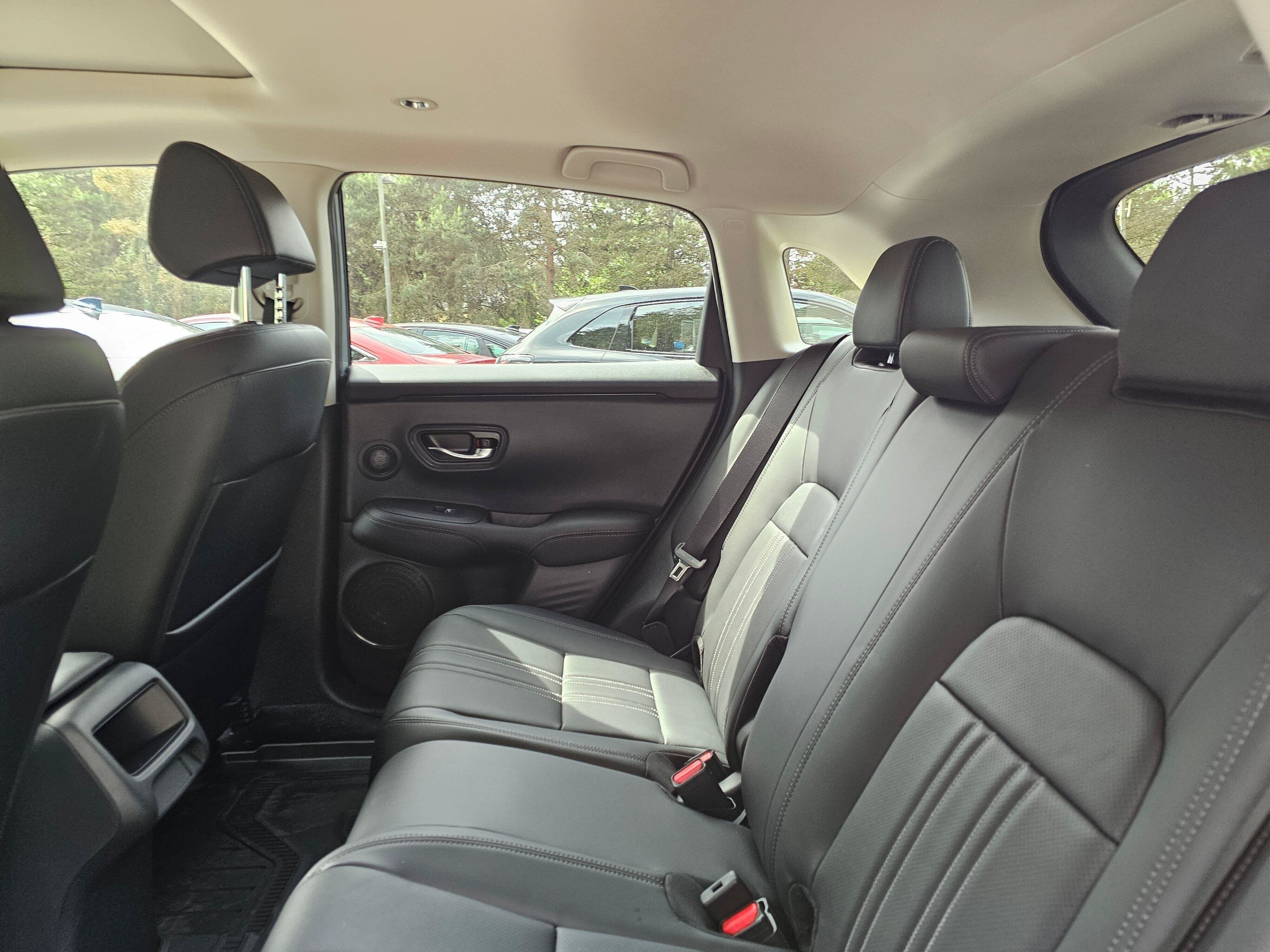 New 2026 Honda HR-V EX-L image 18
