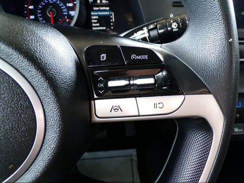 Used 2021 Hyundai Elantra SEL FWD image 28