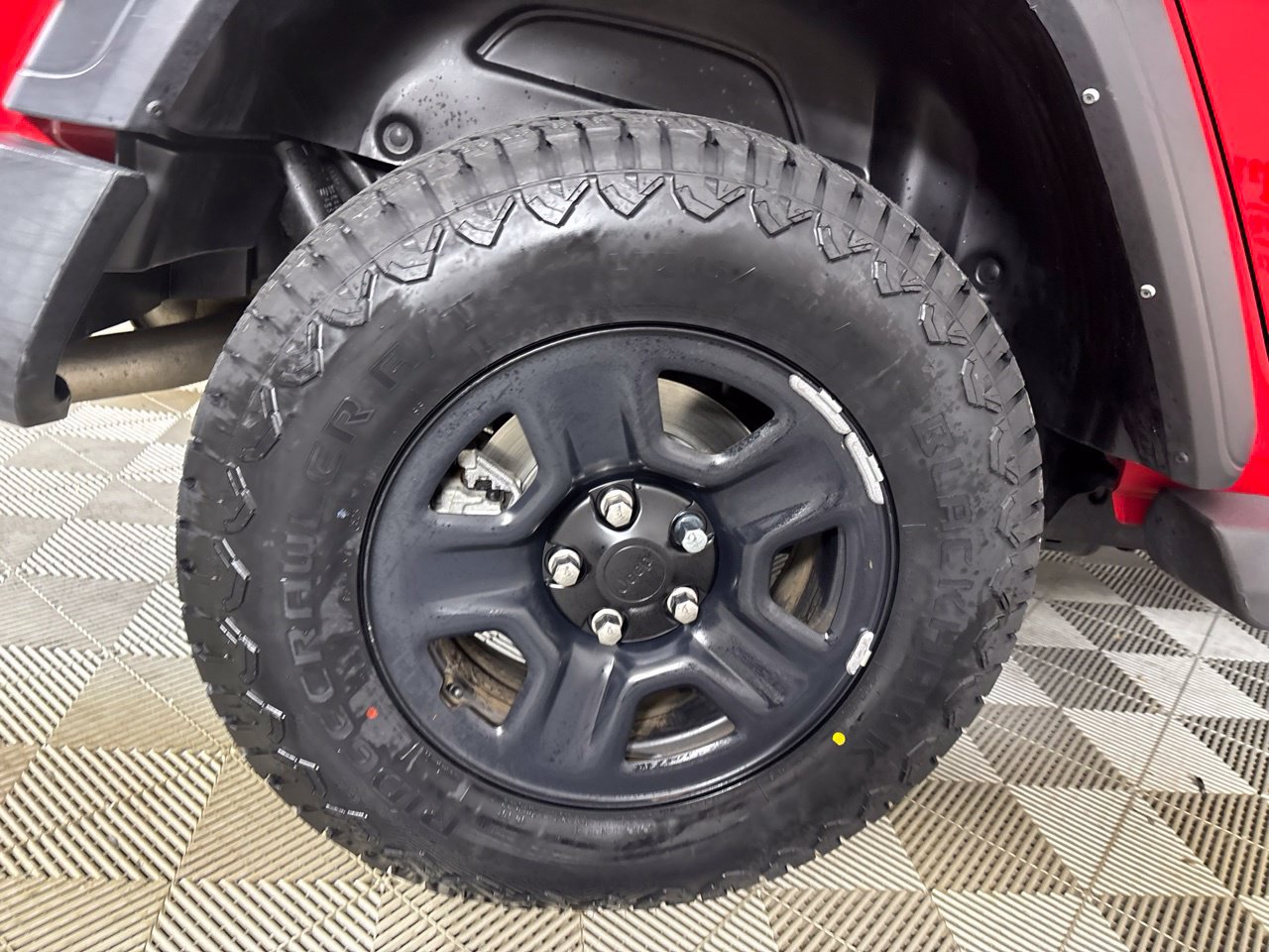 Used 2024 Jeep Wrangler Unlimited Sport AWD/4WD image 32
