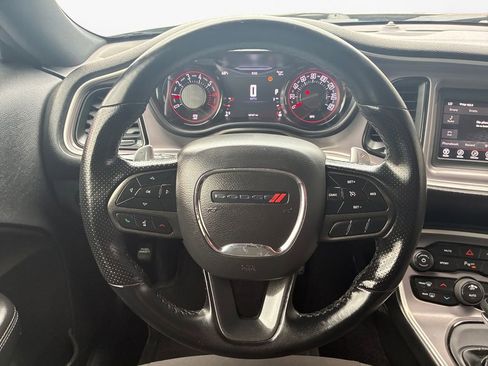 Used 2022 Dodge Challenger R/T w/ Blacktop Package image 20