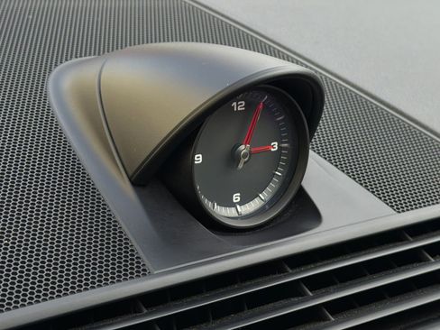 Used 2018 Porsche Panamera 4 w/ Premium Package Plus image 34