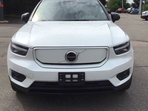 Used 2021 Volvo XC40 P8 Recharge w/ Advanced Package AWD/4WD image 2