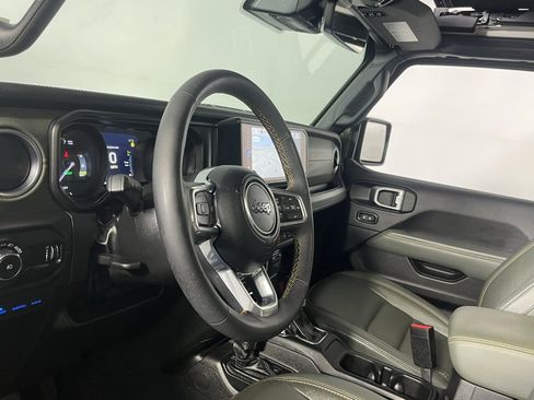 Certified 2024 Jeep Wrangler High Altitude image 24