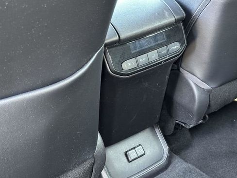 Used 2022 Toyota Highlander XSE image 14