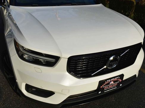 Used 2019 Volvo XC40 T5 R-Design AWD/4WD image 61