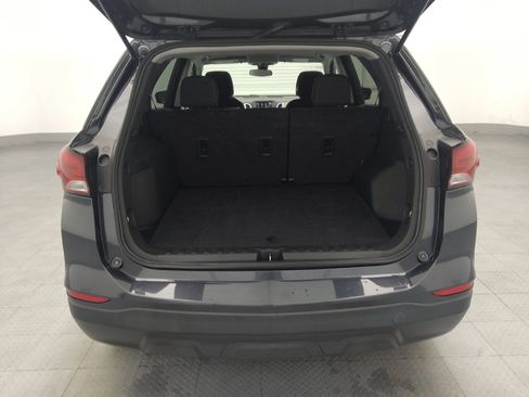 Used 2022 Chevrolet Equinox LS w/ LS Convenience Package FWD image 29