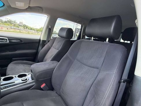 Used 2015 Nissan Pathfinder SV w/ Cargo Package FWD image 10
