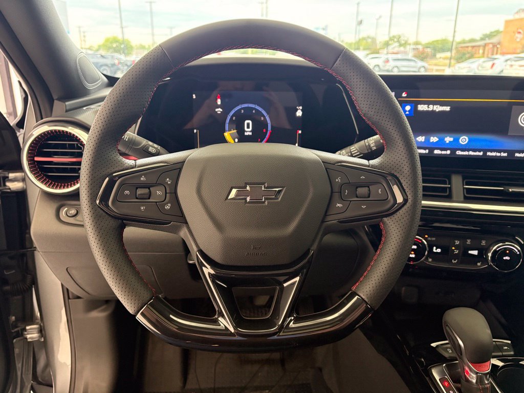 New 2026 Chevrolet Trax RS w/ Sunroof Package FWD image 3