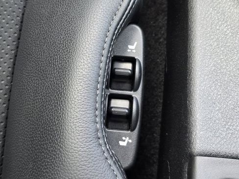 Used 2024 Nissan Z Performance w/ Floor Mat Package RWD image 26