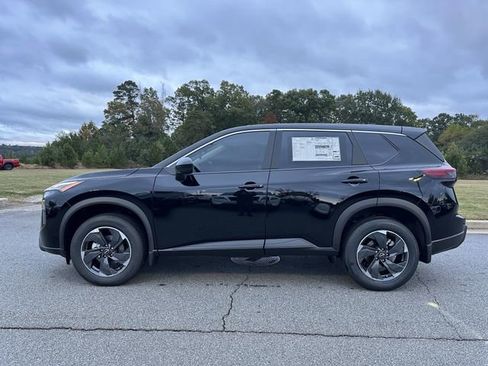 New 2026 Nissan Rogue SV FWD image 6