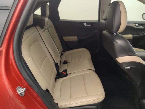 Used 2020 Ford Escape SEL image 19