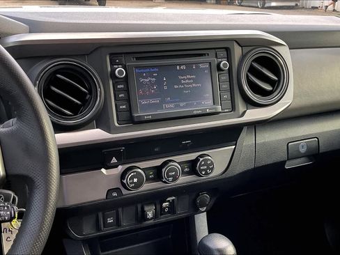 Used 2019 Toyota Tacoma SR5 image 6