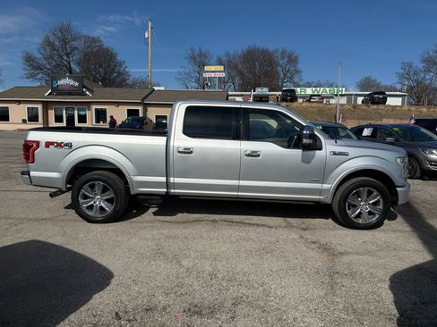 Used 2015 Ford F150 Platinum w/ Equipment Group 701A Luxury image 2