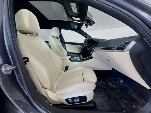 Used 2021 BMW 330i Sedan w/ Premium Package image 29