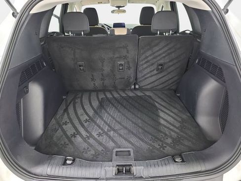 Used 2022 Ford Escape SE w/ Cold Weather Package image 34