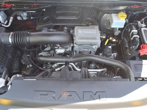 Used 2023 RAM 1500 Laramie AWD/4WD image 39