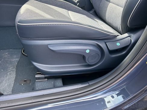 Used 2026 Hyundai Venue SEL image 12