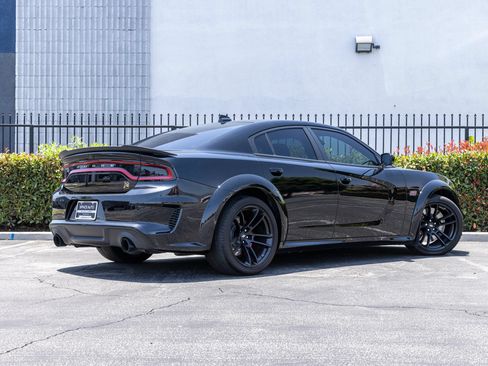 Used 2022 Dodge Charger Scat Pack RWD image 15