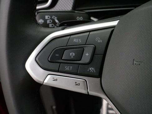 Certified 2025 Volkswagen Atlas Cross Sport SEL Premium R-Line image 26