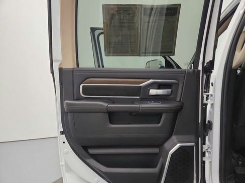 Used 2022 RAM 2500 Laramie AWD/4WD image 23