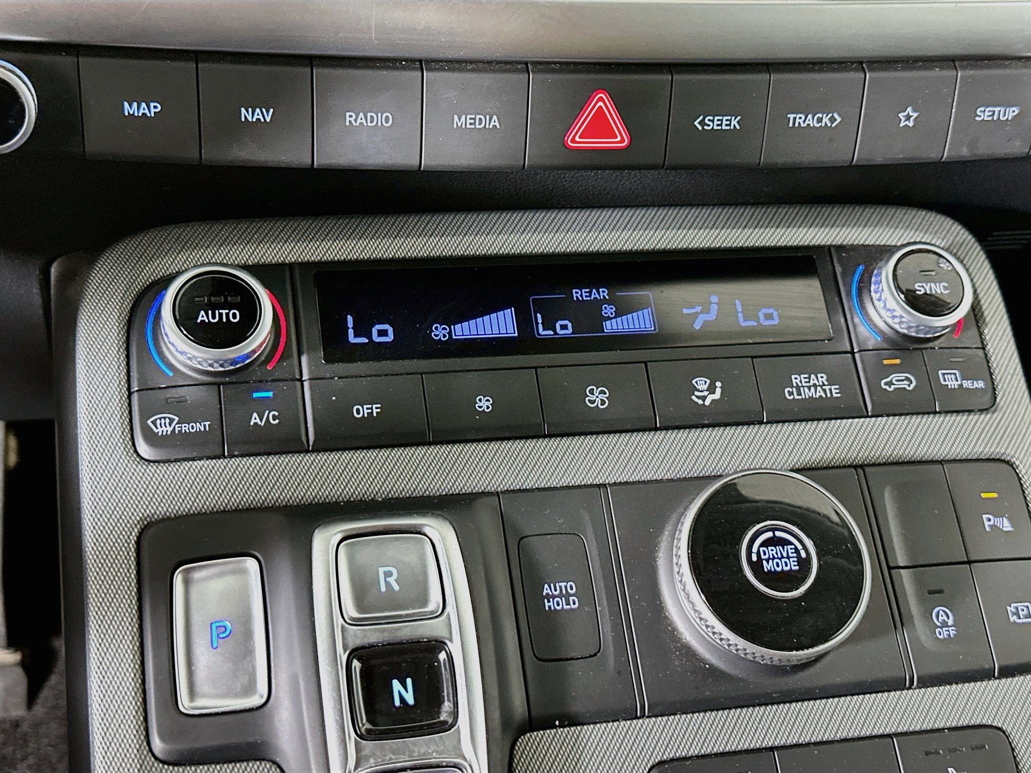 Used 2025 Hyundai Palisade SEL FWD image 24