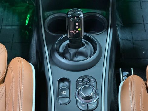 Used 2022 MINI Cooper Countryman S w/ Convenience Package image 16