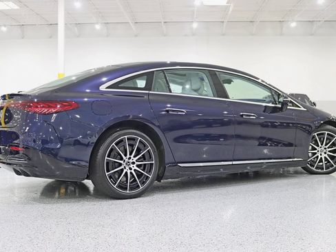 Used 2023 Mercedes-Benz EQS 580 4MATIC Sedan image 13