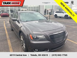 Used 2014 Chrysler 300 S w/ Luxury Group video 1