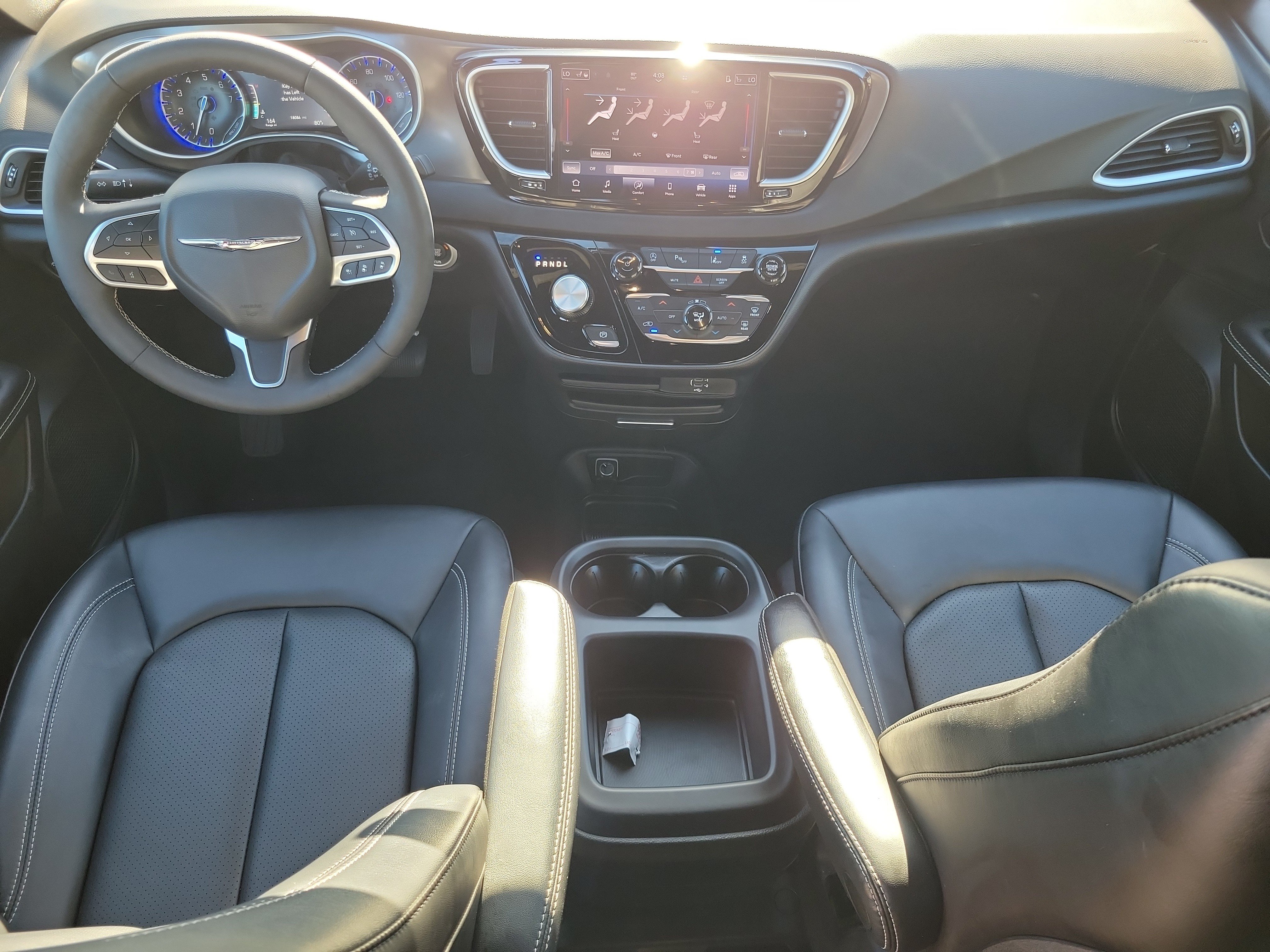 Used 2026 Chrysler Pacifica Select FWD image 11