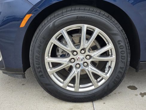 Used 2023 Buick Enclave Essence w/ Experience Buick Package AWD/4WD image 13