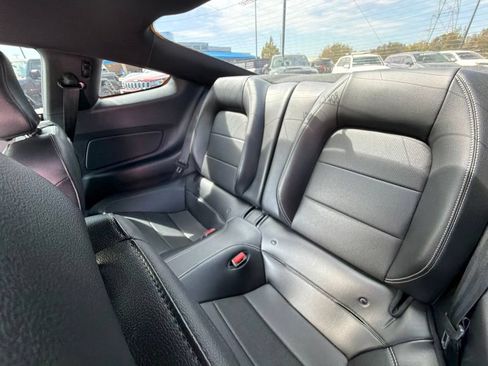 Used 2022 Ford Mustang GT Premium w/ Black Accent Package RWD image 10