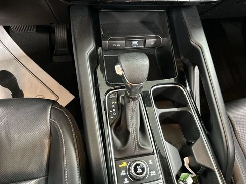 Used 2022 Kia Telluride LX AWD/4WD image 18