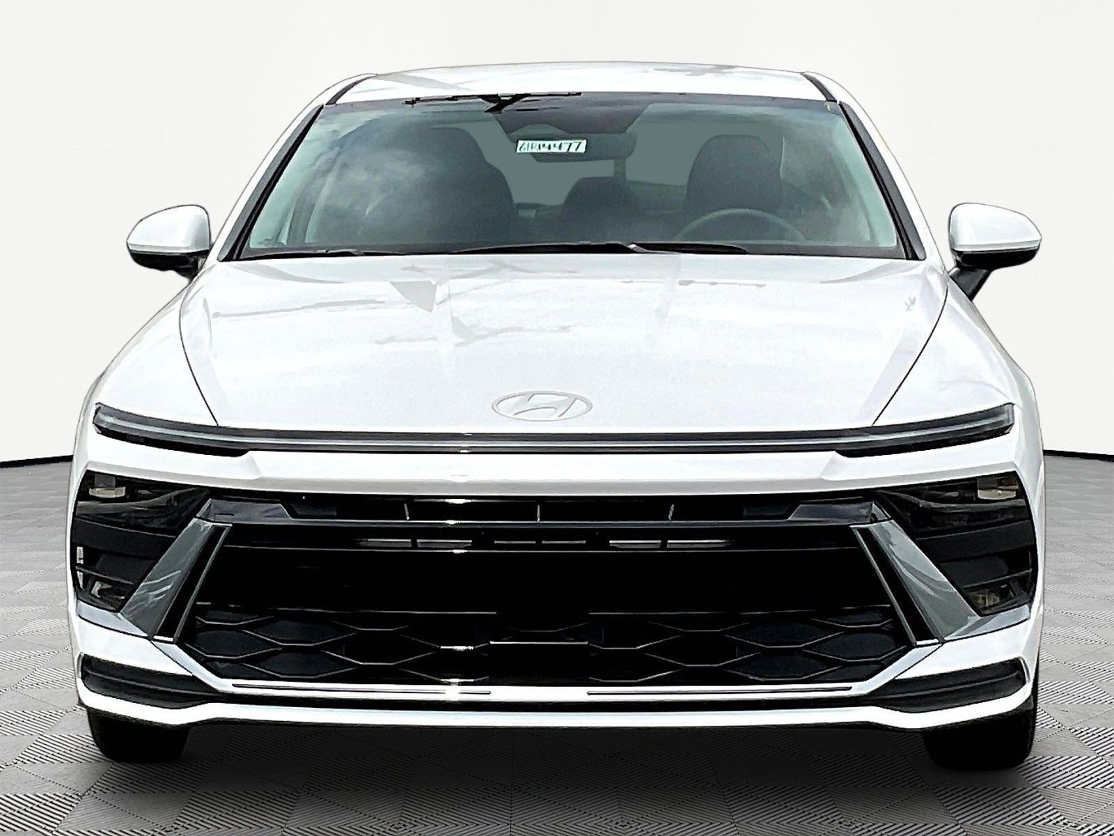 Used 2026 Hyundai Sonata SE FWD image 2