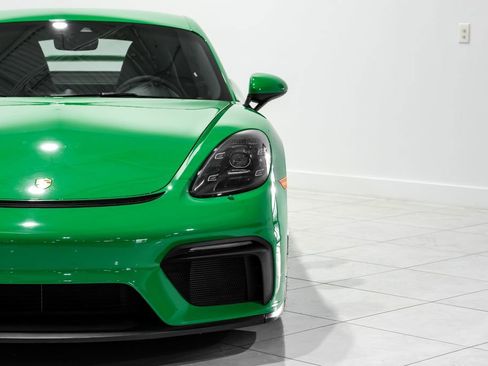 Used 2022 Porsche 718 Cayman GT4 RWD image 40