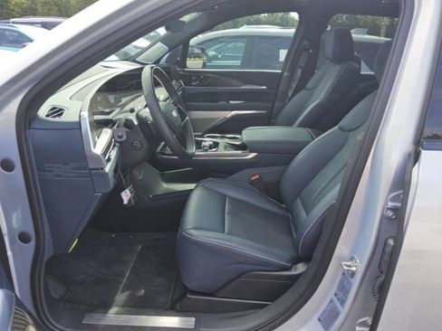 Used 2025 Cadillac Escalade IQ Sport 2 image 13