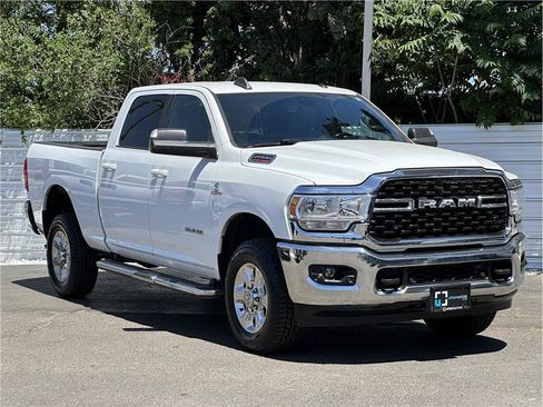 Used 2022 RAM 2500 Big Horn w/ Level 1 Equipment Group AWD/4WD image 8